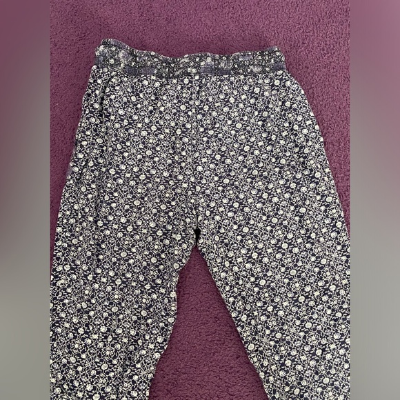 🍁Garage floral damask purple and white jogger pants size SP - Picture 7 of 8